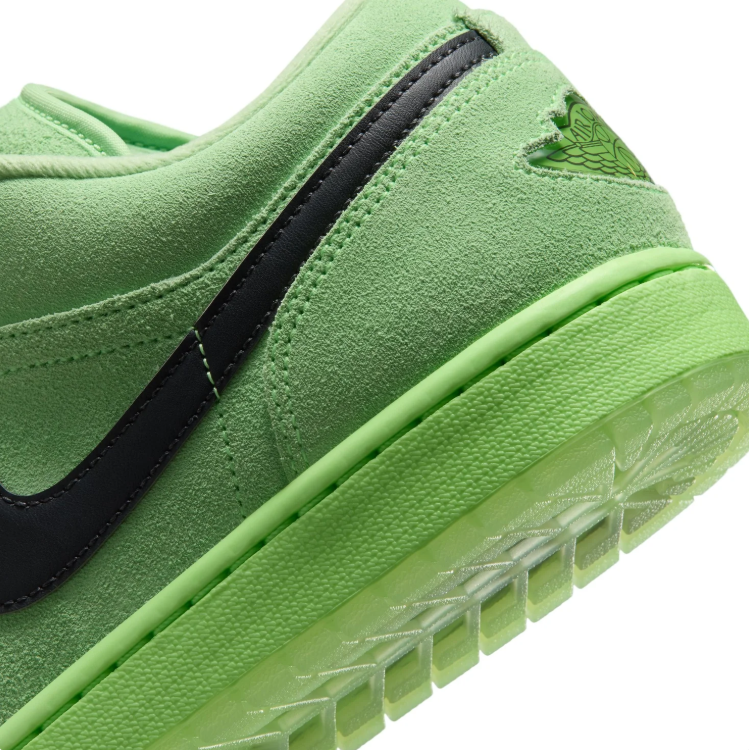 Air Jordan 1 Sneakers "Ghost Green/Black"