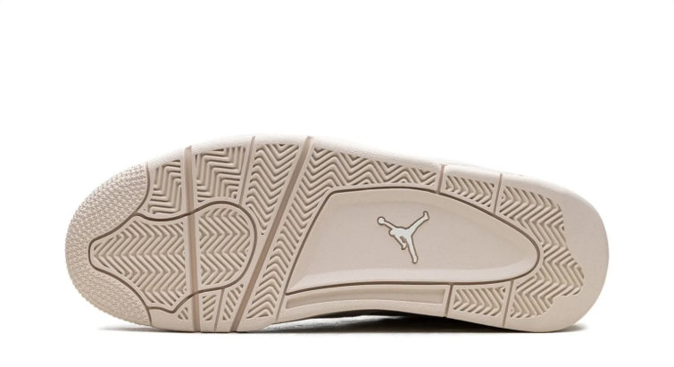 Nike Air Low-Top Sneakers - Tonal Light Beige