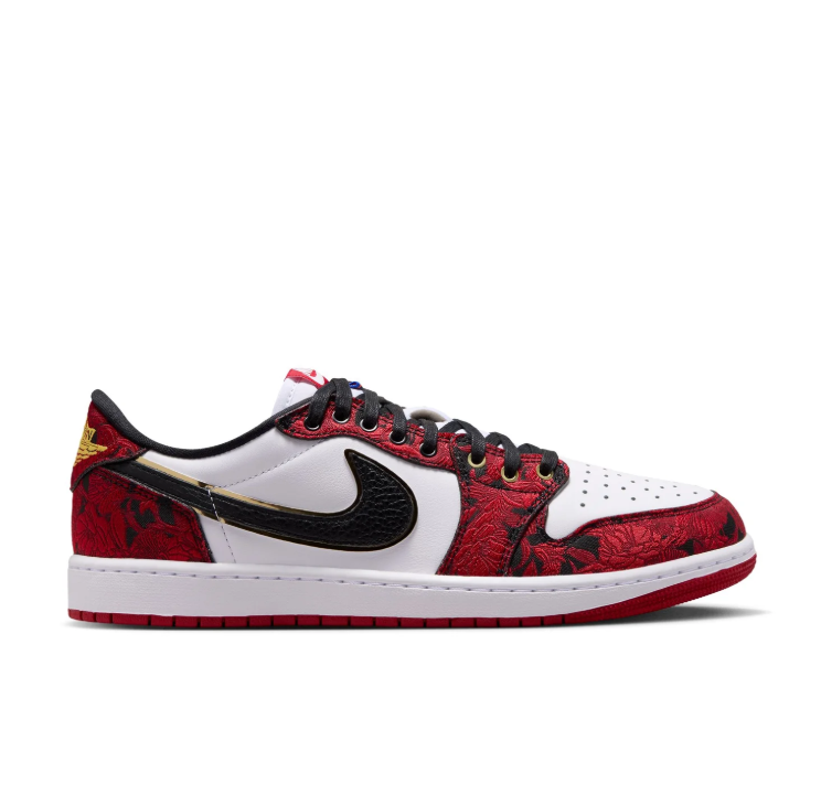 Air Jordan 1 Sneakers "Varsity Red/Black/Metallic Gold"