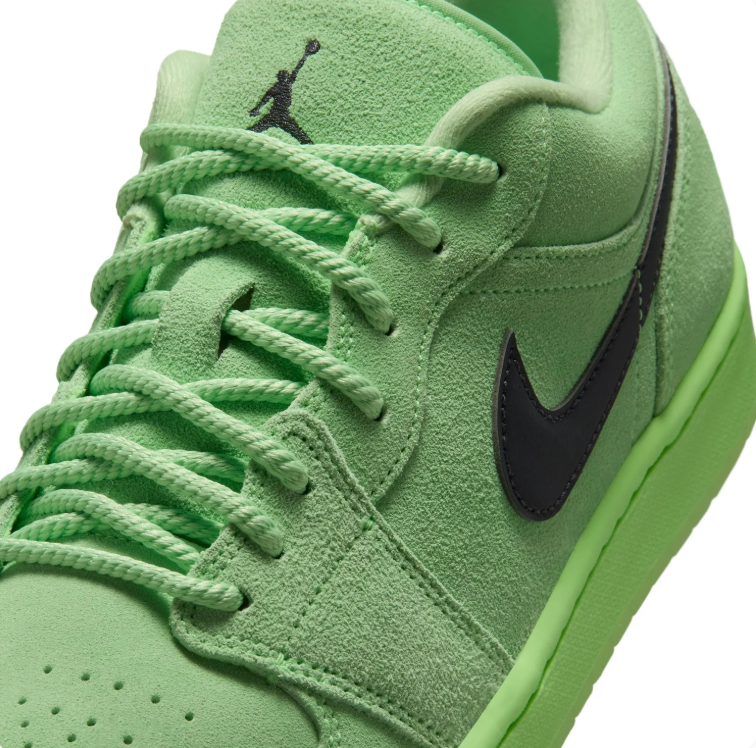 Air Jordan 1 Sneakers "Ghost Green/Black"