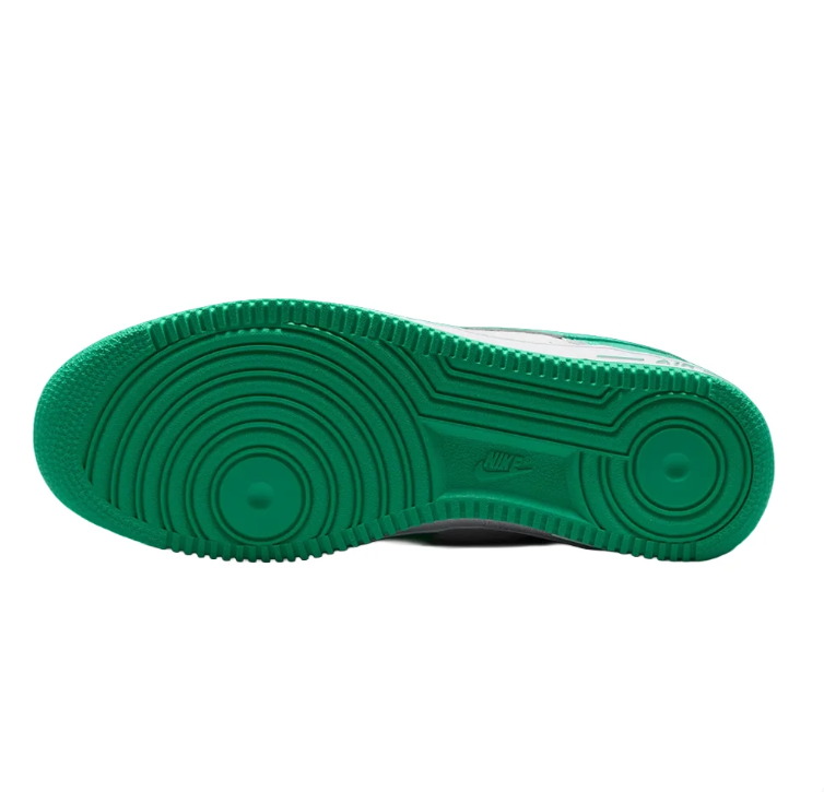 Nike Air Force 1 Low Sneakers - White/Green Glow