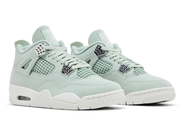 Air Jordan 4 Retro Sneakers "Pale Mint/Metallic Silver/White"