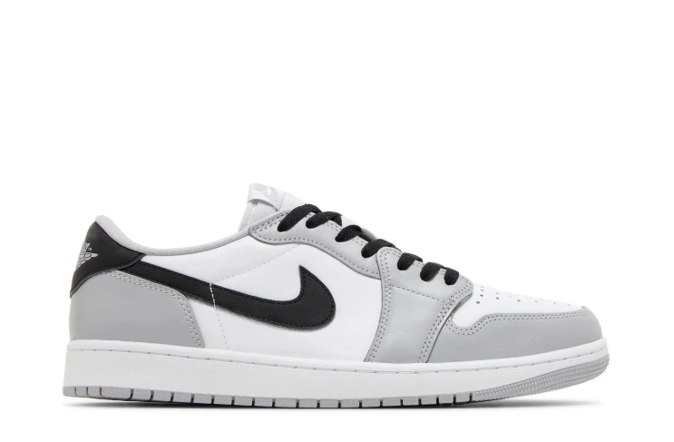 Air Jordan 1 Sneakers "Light Smoke Grey"